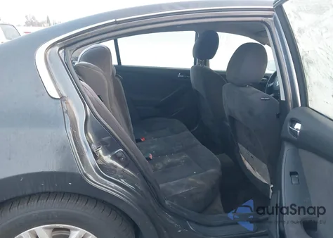 2010 Nissan Altima 2.5 S z USA, uszkodzony, nr VIN 1N4AL2AP0AN514766